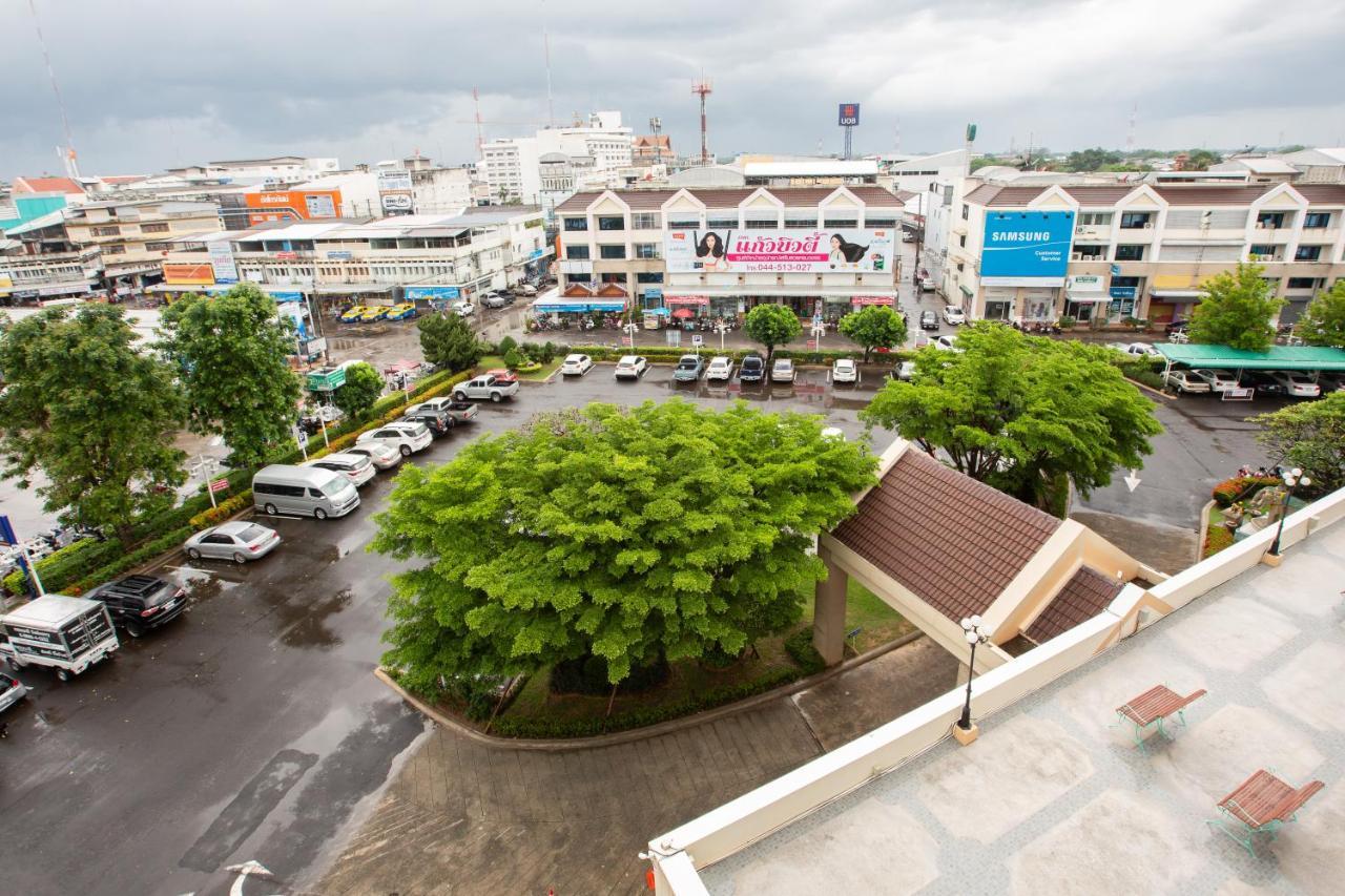 Surin Majestic Hotel Екстер'єр фото